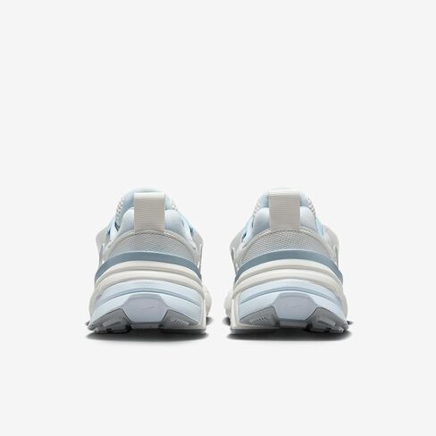 Nike V2K Run Women's Shoes (FD0736-009, Platinum Tint/Summit White/Light Smoke Grey/Platinum Tint) Size 9.5 in Kuwait