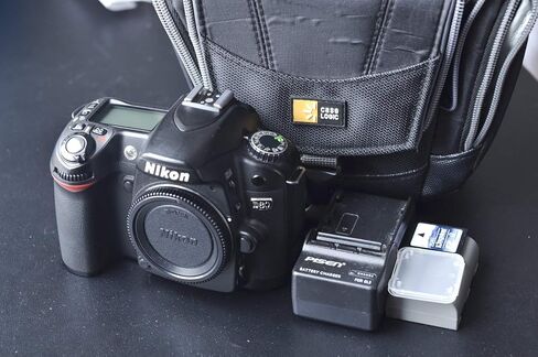 Nikon D80 Body Only Digital Camera (Renewed) in Kuwait