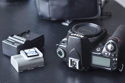 Nikon D80 Body Only Digital Camera (Renewed) in Kuwait