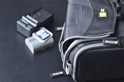 Nikon D80 Body Only Digital Camera (Renewed) in Kuwait