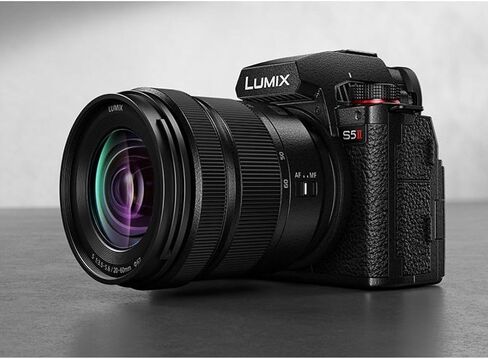 Panasonic LUMIX S5II Hybrid 24.2MP FF Mirrorless Camera with 20-60mm Lens (Renewed) in Kuwait