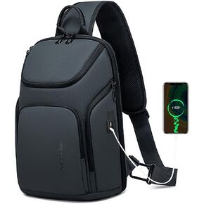 حقيبة ظهر FENRUIEN Sling Bag Crossbody Sling مع منفذ USB، حقيبة كتف على الصدر للنساء والرجال. (أبيض/رمادي)
