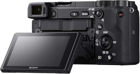 كاميرا Sony a6400 4K بدون مرآة ILCE-6400M/B مع طقم عدسات تكبير F3.5-5.6 OSS مقاس 18-135 مم ومجموعة مرشح حقيبة سفر Deco Gear وبطارية إضافية وحزمة فلاش in Saudi Arabia