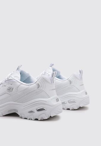 Skechers womens D'lites Fresh Start Fashion Sneaker, White, 5 US in Kuwait