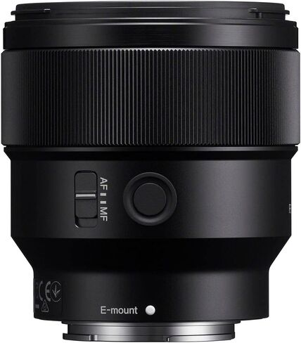 Sony FE 85mm f/1.8 Lens | Full-Frame Portrait Prime with Fast f/1.8 Aperture, Compact Design & Fast AF | Ideal for Portrait & Weddings (SEL85F18/2) + Filter Kit + Case + Cap Keeper in Kuwait