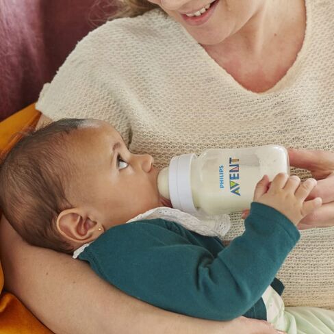 Philips Avent Anti-Colic Baby Bottle with AirFree Vent Essentials Gift Set | Reduces Colic, Gas & Reflux, AirFree Vent, Upright Feeding, BPA-Free, 5 Bottles, Pacifiers, Sterilizer Bags, SCD308/02 in Kuwait