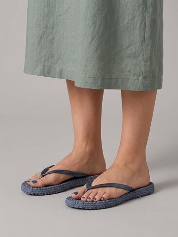 Ilse Jacobsen HORNBAEK Women's Cheerful 01 Flip-Flop. (Indigo, 8) in Kuwait