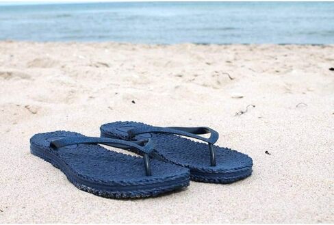 Ilse Jacobsen HORNBAEK Women's Cheerful 01 Flip-Flop. (Indigo, 8) in Kuwait
