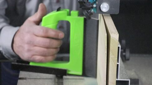 BOW Products GuidePRO GP5 Featherboard for Band Saws & Vertical Resaw | Non-Marring Silicone, Vibration Dampening, For Thin Strips & Resawing, Replaceable Feather, Extension & Anchor Bar Compatible in Kuwait