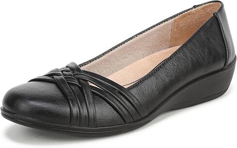 LifeStride Women's Incredible Flat in Kuwait