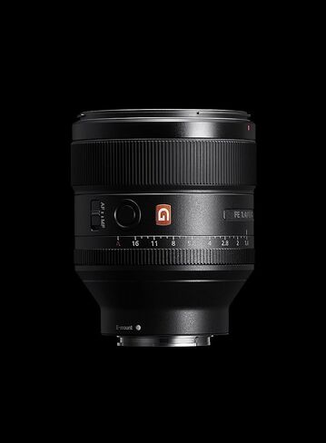 Sony FE 85mm f/1.4 GM Lens (Renewed) in Kuwait