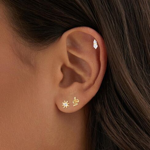 مجموعة من 3 أزواج من الأقراط المسطحة للنساء من COARVXA | أقراط ذهبية أنيقة بظهر مسطح | مجموعة حلق غضروف من الذهب عيار 14 قيراط | أقراط زيركون متعددة الثقب على شكل نجمة صغيرة على شكل ثعبان من الزركون هدايا لها in Kuwait