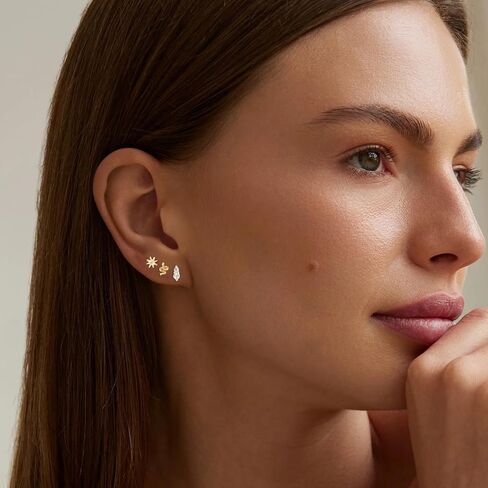 مجموعة من 3 أزواج من الأقراط المسطحة للنساء من COARVXA | أقراط ذهبية أنيقة بظهر مسطح | مجموعة حلق غضروف من الذهب عيار 14 قيراط | أقراط زيركون متعددة الثقب على شكل نجمة صغيرة على شكل ثعبان من الزركون هدايا لها in Kuwait