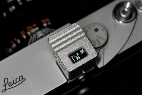 KEKS by antonKUNZE KM-Q OLED digital light meter, silver, OLED display on top in Kuwait