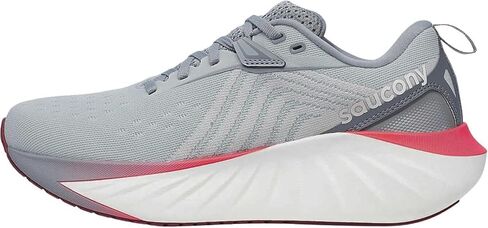 Saucony Women's Triumph 22 Sneaker in Kuwait