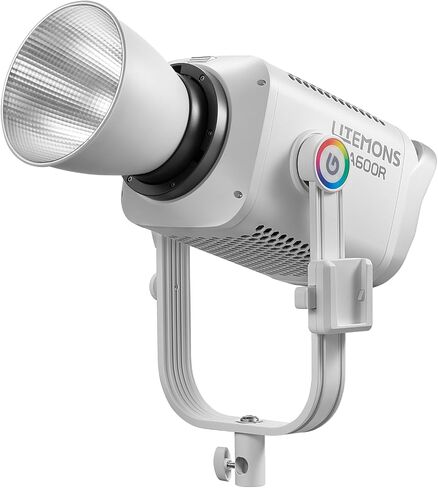 طقم إضاءة Godox LA600R RGB LED (K1)، 600 واط RGBWW قابل للتعديل مع 1800K-10,000K CCT، CRI/TLCI 96+، حامل Bowens، التحكم في التطبيق وDMX، عاكس، وحقيبة حمل للاستوديو والأفلام وإنتاج الفيديو in Kuwait
