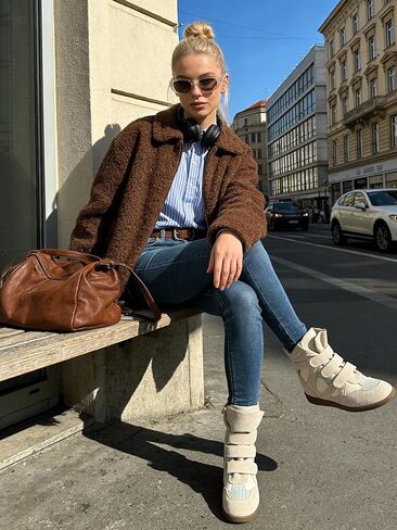 Wedge Sneakers for Women Heels Suede Hook and Loop Beige High Heel Platform Tennis Round Toe Triple Strappy Band Casual Vintage Fashion Dressy Comfy Campus Trendy Retro in Kuwait