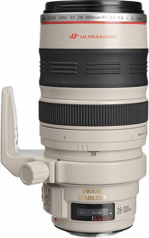 Canon EF 28-300mm f/3.5-5.6L is USM Lens (9322A002) Bundle in Kuwait
