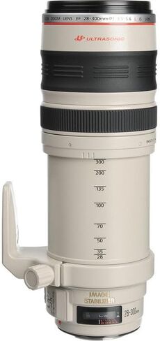 Canon EF 28-300mm f/3.5-5.6L is USM Lens (9322A002) Bundle in Kuwait
