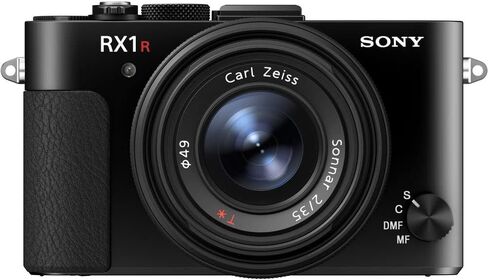 Sony Cyber-Shot DSC-RX1R II Digital Camera & Card Reader Bundle in Kuwait