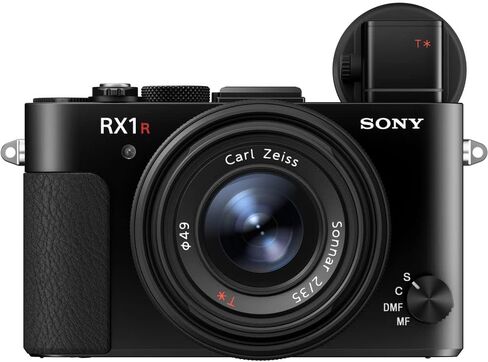 Sony Cyber-Shot DSC-RX1R II Digital Camera & Card Reader Bundle in Kuwait