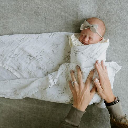 Little Unicorn 100% Natural Organic Cotton Muslin Swaddle Blanket (Pencil Floral) in Kuwait