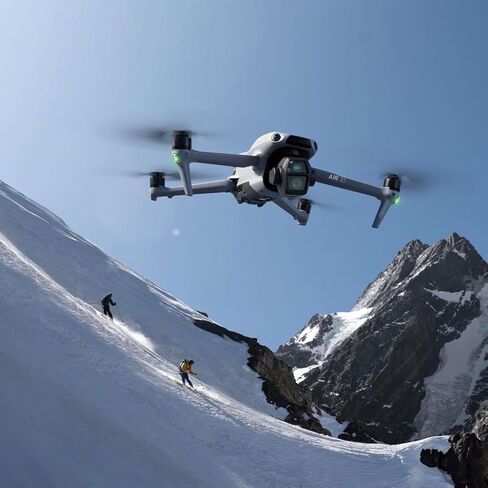 طائرة بدون طيار DJI Air 3S مع RC-N3 | كاميرا 1 بوصة CMOS 4K/60 إطارًا في الثانية HDR | ضمان ممتد لمدة عامين، حقيبة ظهر مقاومة للماء، بطاقة MicroSD سعة 128 جيجابايت، وسادة هبوط، وقت طيران 45 دقيقة وحزمة نقل فيديو 20 كم in Kuwait