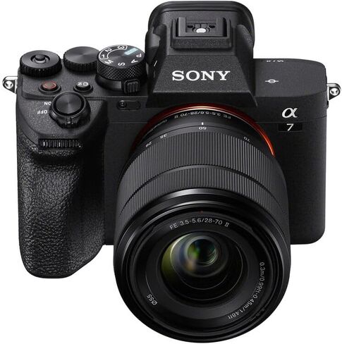 كاميرا سوني a7 IV بدون مرآة مع مجموعة عدسات f/3.5-5.6 II مقاس 28-70 مم مع ملحقات إضافية in Saudi Arabia