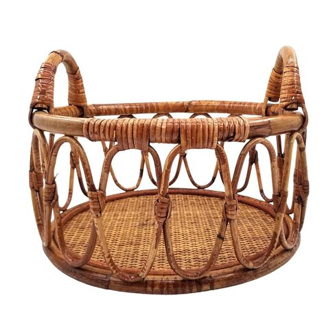 Handwoven Vintage Rattan Basket For Newborn Photography Create A And Safe Environment For Your Baby Photos in Saudi Arabia