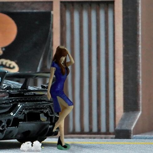 Miniature Model Figures 1/64 Women Figures Model Photography Props Simulation in Saudi Arabia