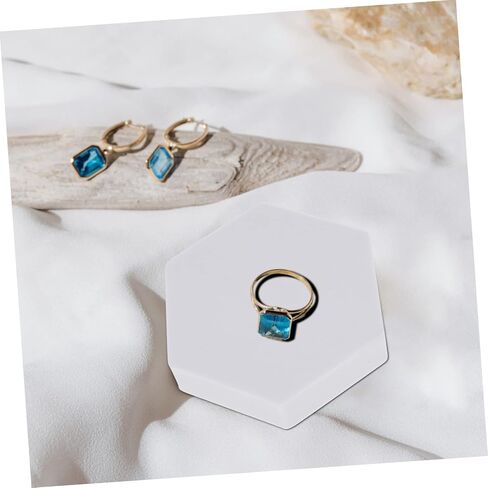 4pcs Photo Cube Props Geometric Square Block for Jewelry Cosmetics Makeup Foam Photography Backdrops in Kuwait