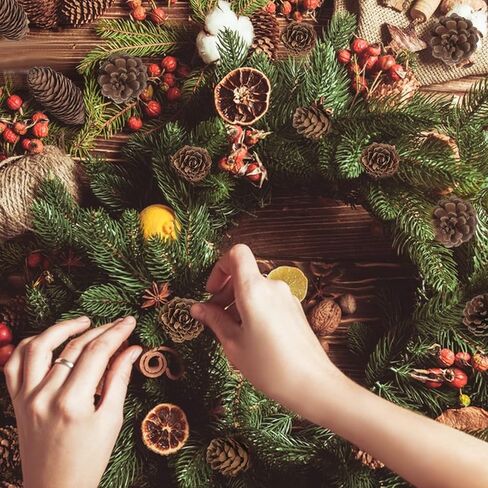 100 قطعة من زينة الصنوبر المخروطية لعيد الميلاد، أكواز الصنوبر الطبيعية السائبة للهدايا الحرفية، حشو مزهرية الخريف، حشو شجرة، تزيين طاولة الخريف والشتاء، ديكور عيد الميلاد، مقاس كبير متوسط ​​صغير مختلط in Kuwait