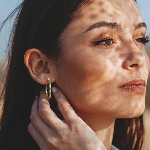 أقراط ذهبية 14 قيراط أقراط حلقية ذهبية للنساء أقراط حلقية 14 قيراط أقراط ذهبية سميكة خالدة أقراط حلقية مع اثنين من المنحوتات أقراط حلقية نسائية 30 مم in Kuwait