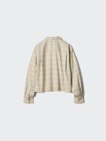 قميص Uniqlo الفانيلا يشبه الصندوق | يفحص in Kuwait