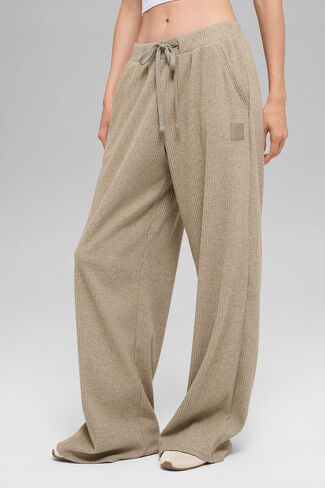 Alo Yoga Muse Wide Leg Pant - Gravel Heather in Saudi Arabia