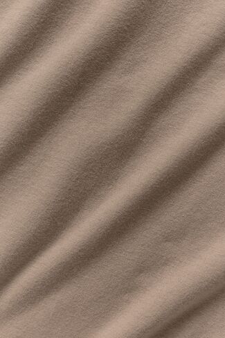 Alo Yoga Street Essential Tee - Gravel in Saudi Arabia