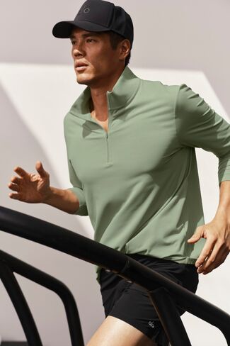 Alo Yoga Conquer 1/4 Zip Reform Long Sleeve - Dune Grass in Saudi Arabia