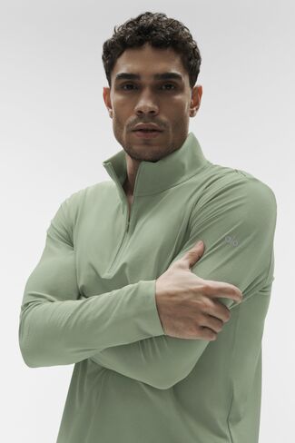 Alo Yoga Conquer 1/4 Zip Reform Long Sleeve - Dune Grass in Saudi Arabia