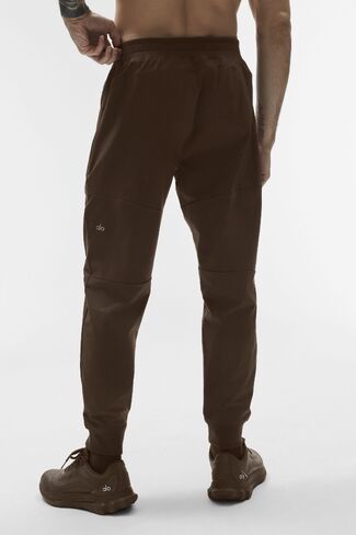 Alo Yoga Co-Op Pant (Regular) - Espresso in Saudi Arabia