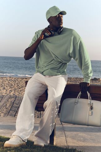 Alo Yoga Takeaway Track Straight Leg Pant - Bone in Kuwait