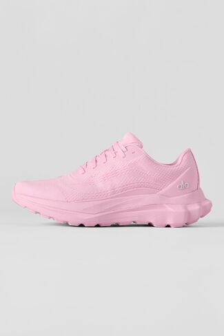 Alo Yoga ALO Runner - Pink Marshmallow in Saudi Arabia