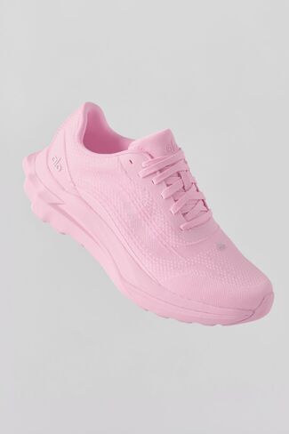 Alo Yoga ALO Runner - Pink Marshmallow in Saudi Arabia