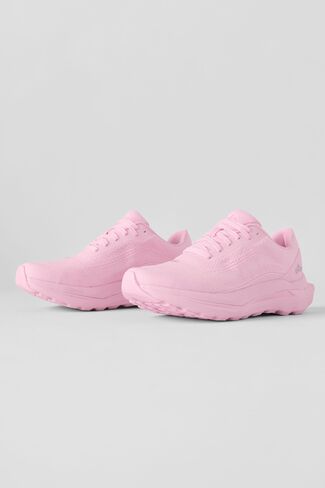Alo Yoga ALO Runner - Pink Marshmallow in Saudi Arabia