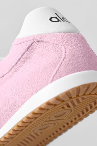 Alo Yoga ALO Sunset Sneaker - Pink Marshmallow in Saudi Arabia