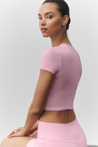 Alo Yoga Alosoft Crop Finesse Short Sleeve - Pink Marshmallow in Saudi Arabia