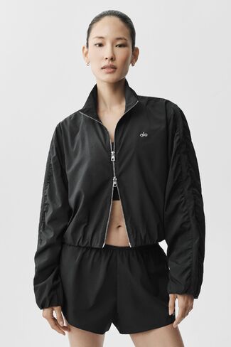 Alo Yoga Prismatic Jacket - Black in Saudi Arabia
