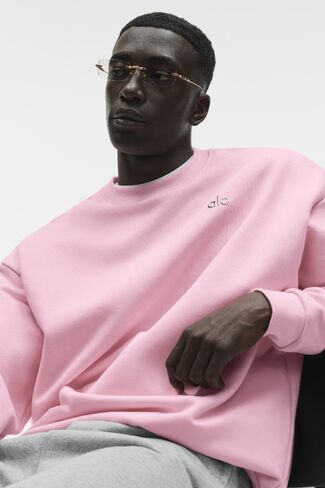 Alo Yoga Accolade Crew Neck Pullover - Pink Marshmallow in Kuwait