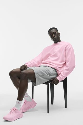 Alo Yoga Accolade Crew Neck Pullover - Pink Marshmallow in Kuwait