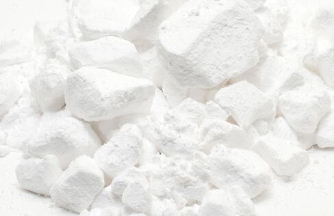 100 Gram (3.52 oz) Loose Gym Chalk - for Weightlifting, Rock Climbing, Kettlebells, and Gymnastics in Saudi Arabia