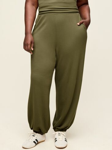 بنطال رياضي Bounce Lite Bubble Jogger كبير الحجم من Old Navy - هيرثوود in Kuwait